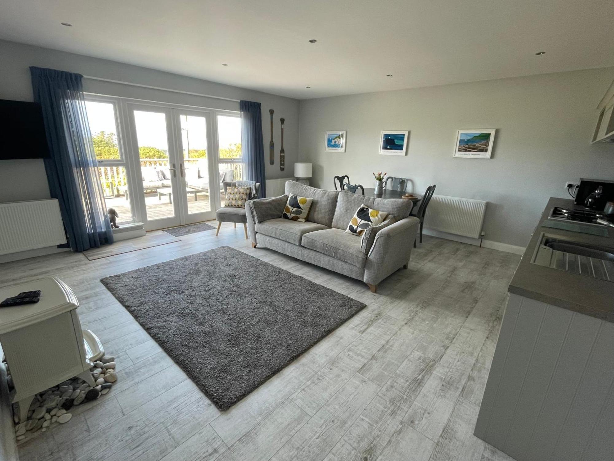 Portview Apartment Портръш Екстериор снимка